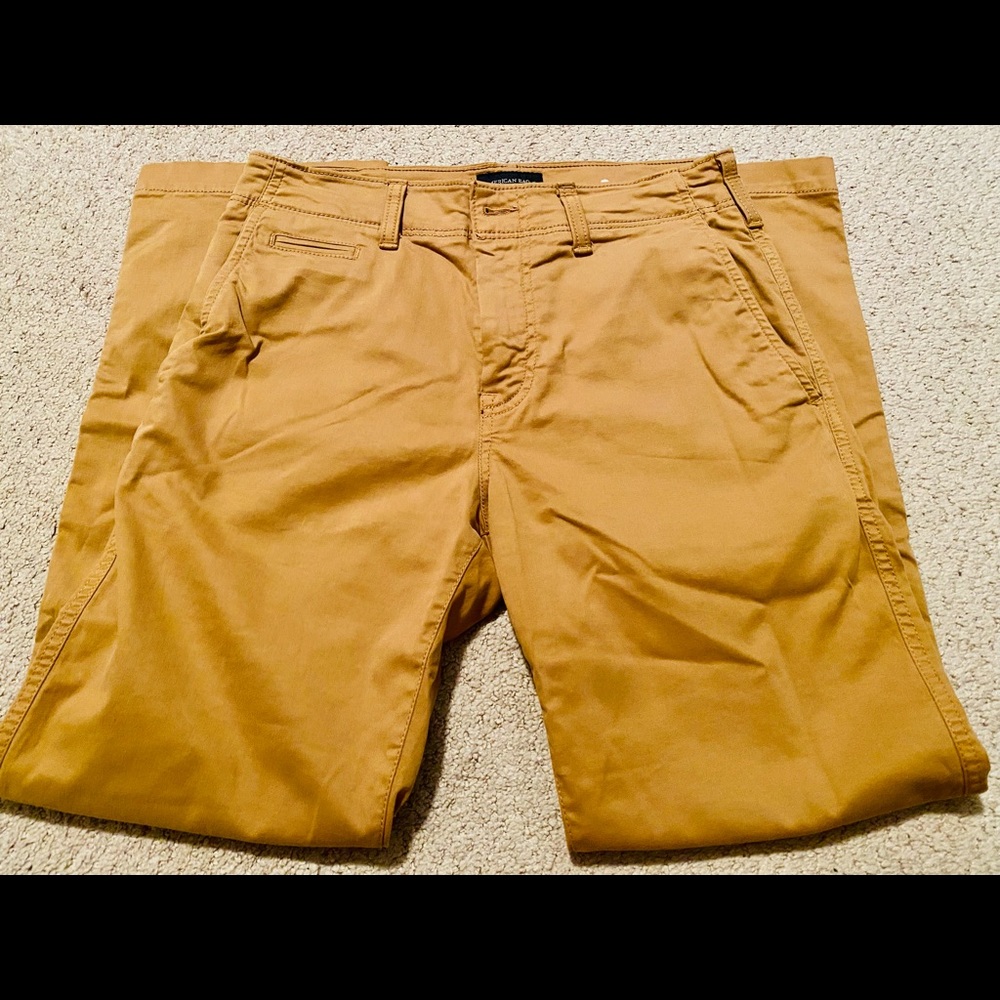 American Eagle Extreme Flex Khakis (29/30)